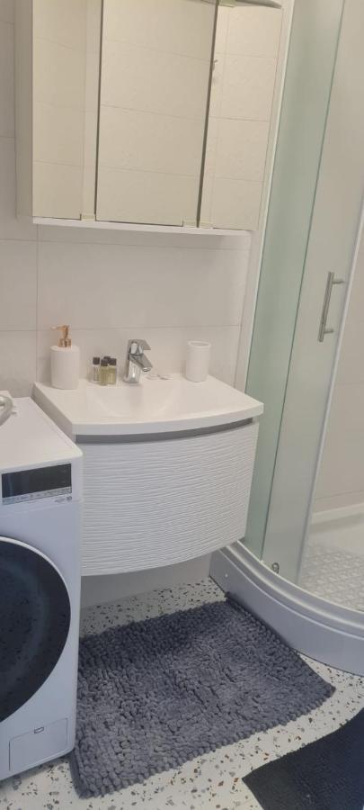 Elena - Studio Apartman Ičići Екстериор снимка