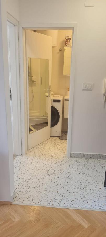 Elena - Studio Apartman Ičići Екстериор снимка